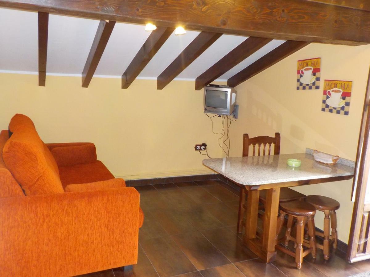 Apartamentos Rurales La Husteriza Руэнес Экстерьер фото